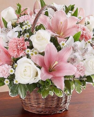Canasta con Gerberas y Rosas