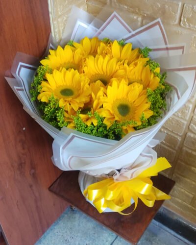 Ramo de Girasoles y Solidago